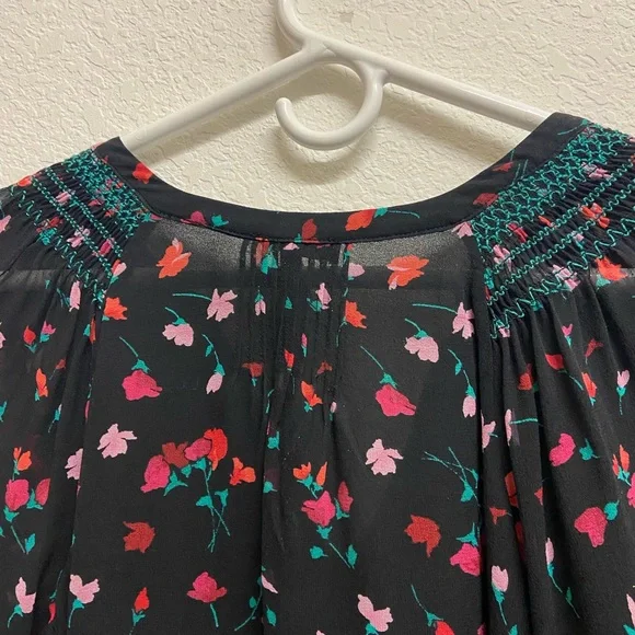 Joie Gontilda Silk Floral Long-Sleeve Top - Picture 8 of 10